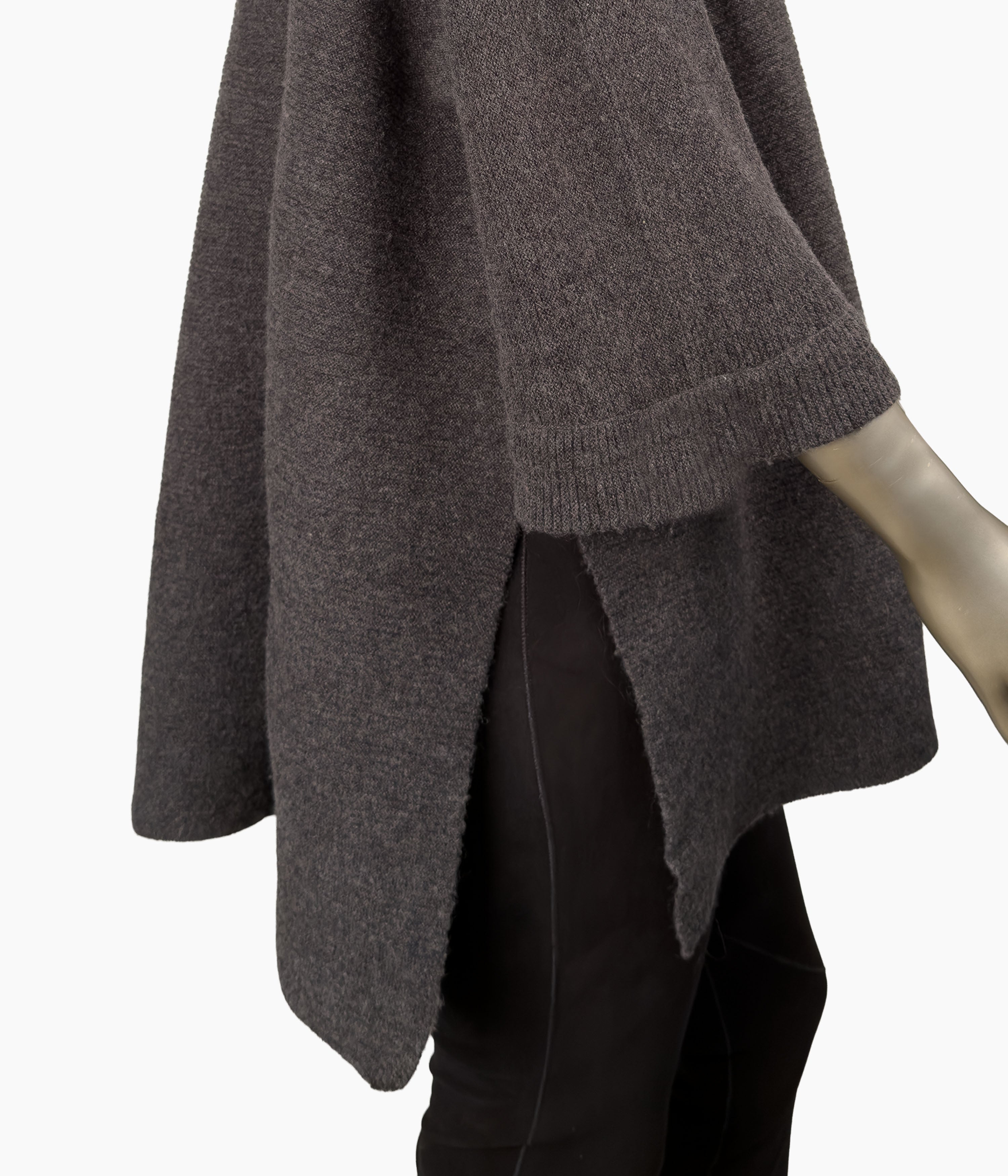 Outlet Feather Jumper: Size 12