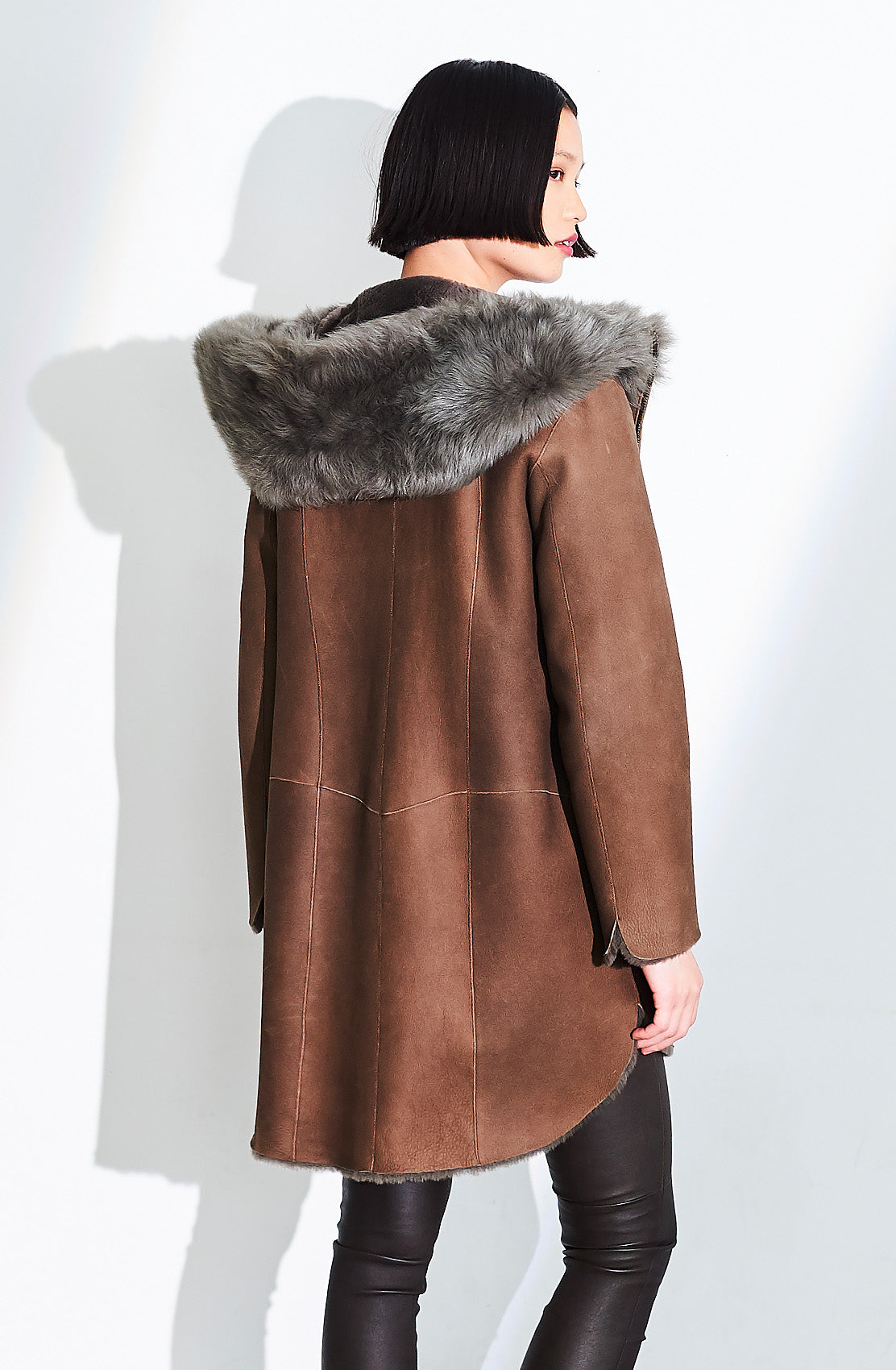 Rev Hooded Shirt Tail Parka