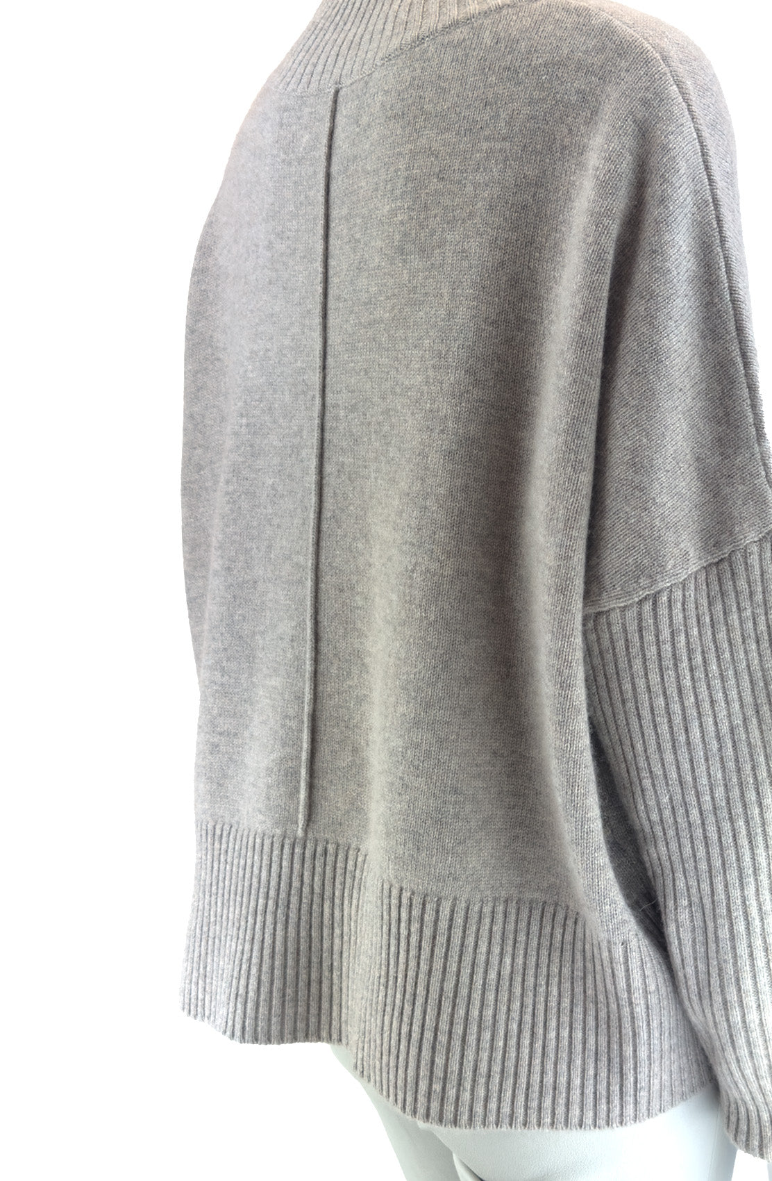 Outlet: V Neck With A Back Seam Jumper Size : Size 10