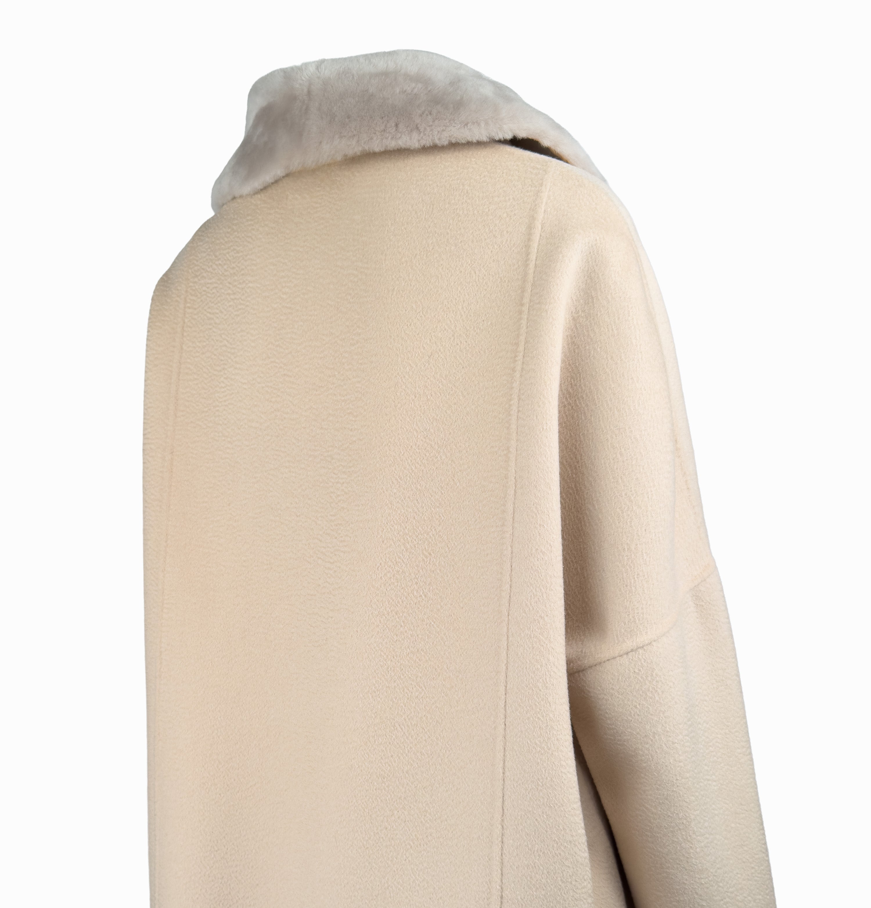 SHORT WOOL COAT WITH DETACHABLE SHEARLING COLLAR Size: 8/12