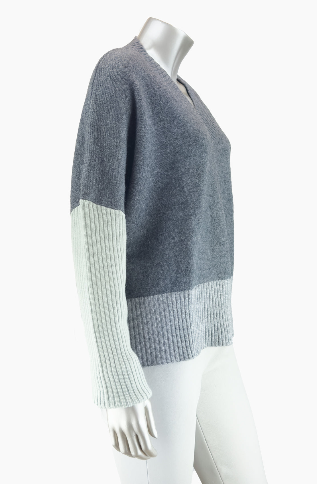 Col Block V Neck Sweater Size 10