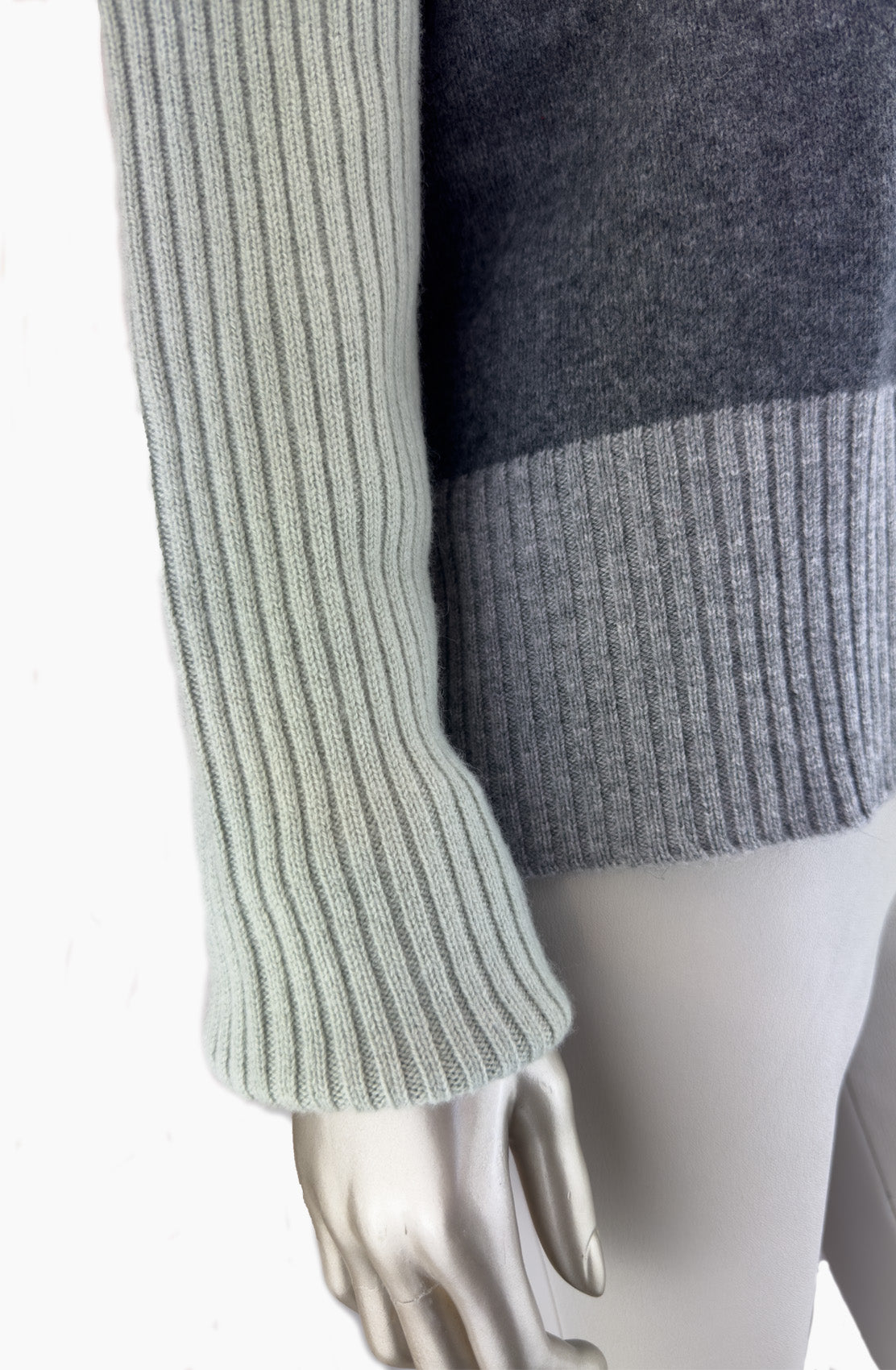 Col Block V Neck Sweater Size 10