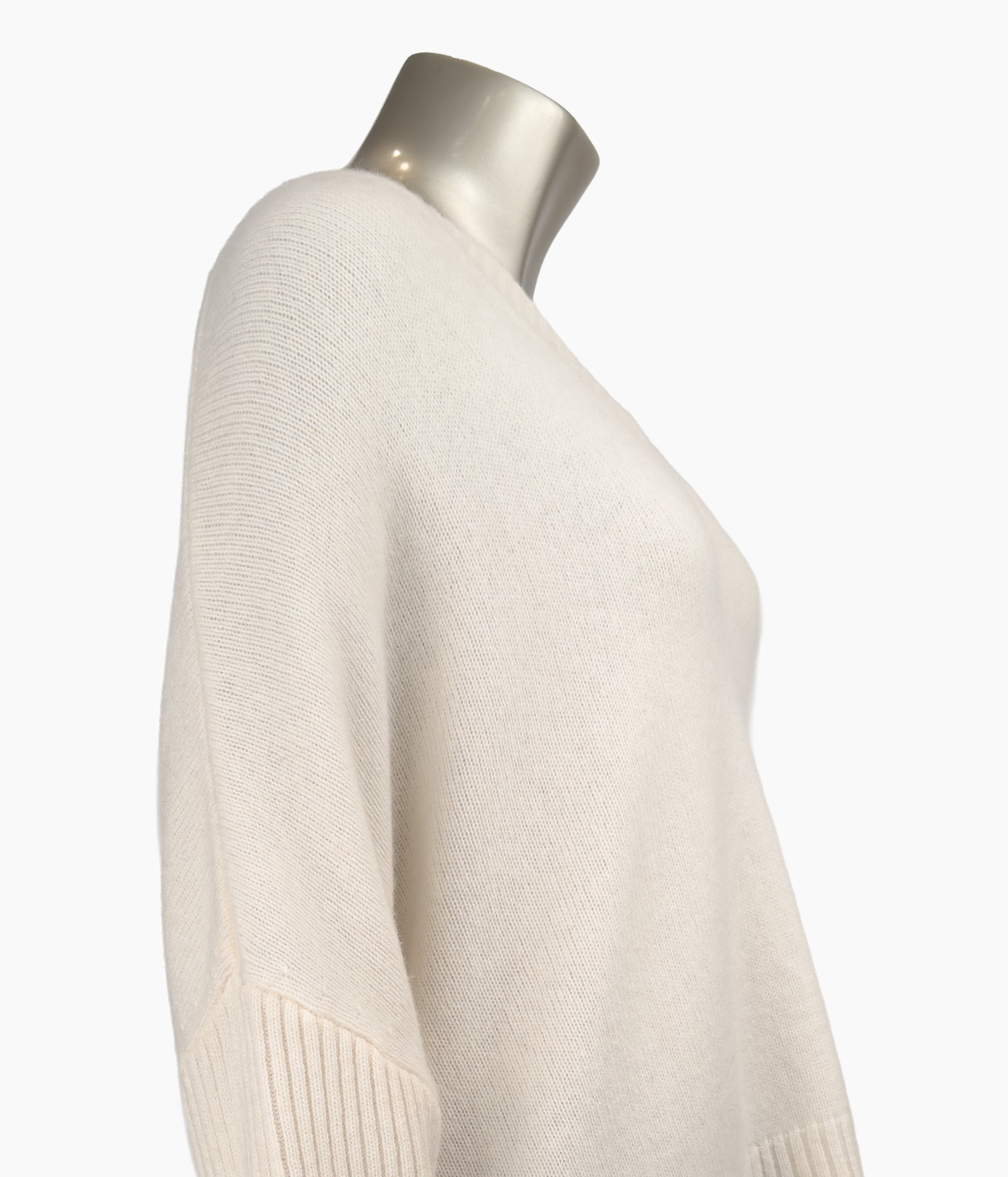 Outlet: V Neck Jumper: Size 10