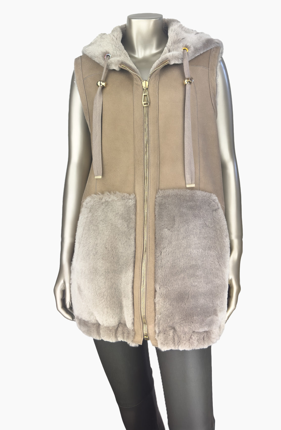 Outlet: Reversible Hooded Shearling Gilet : Size 10