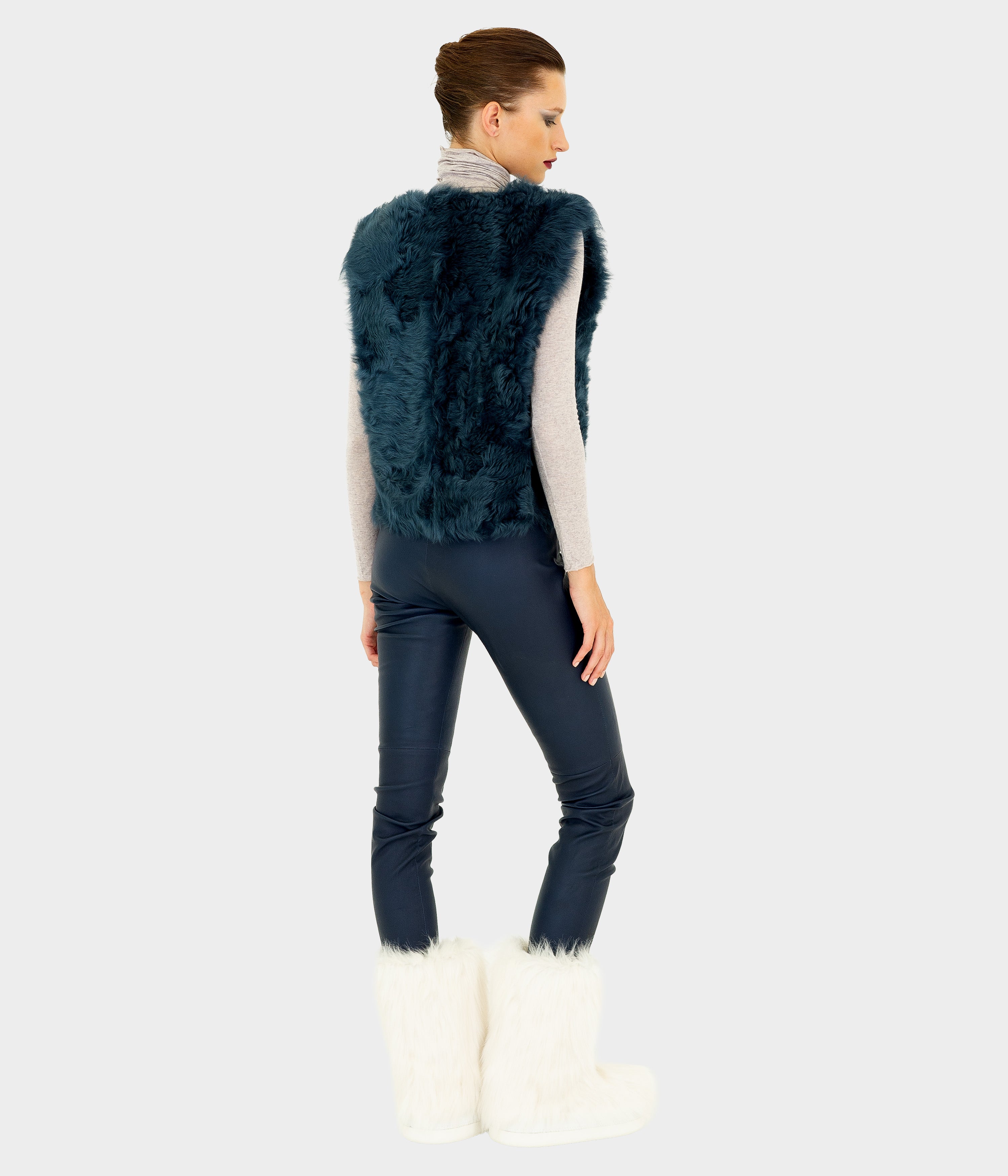 Curly Reversible Short Gilet
