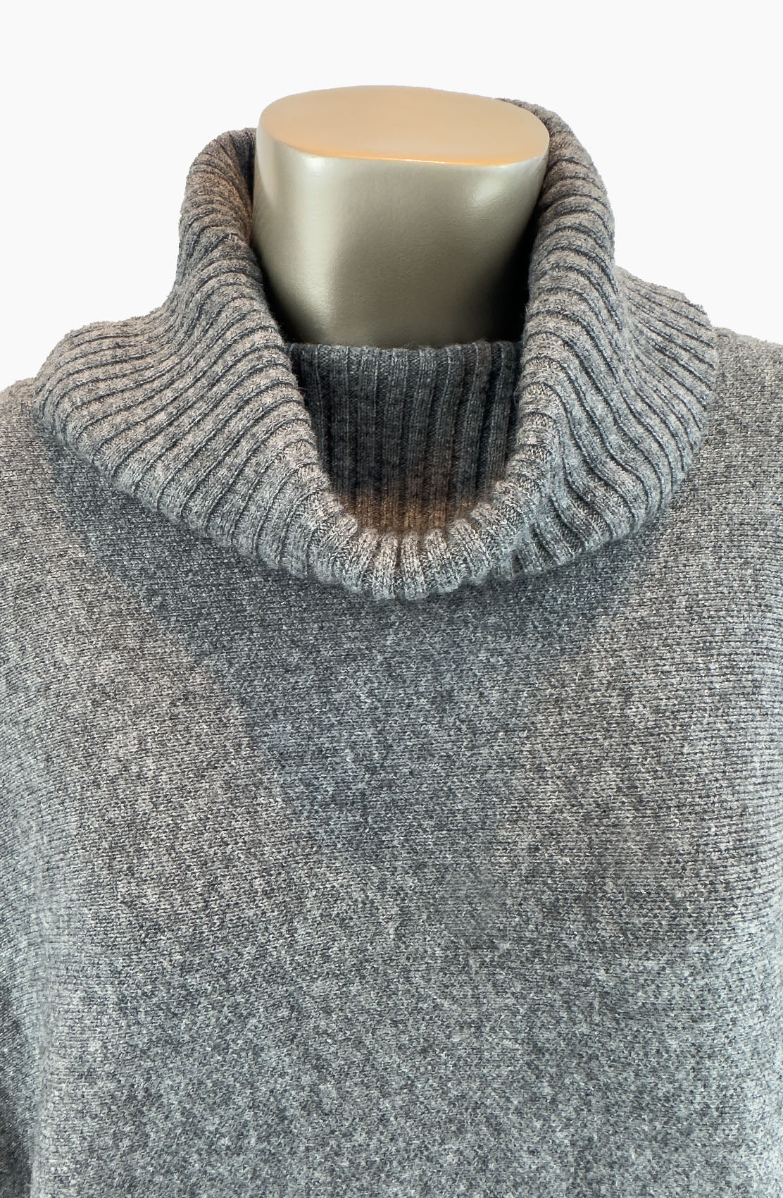 Outlet: Turtleneck Poncho, Grey Size 10