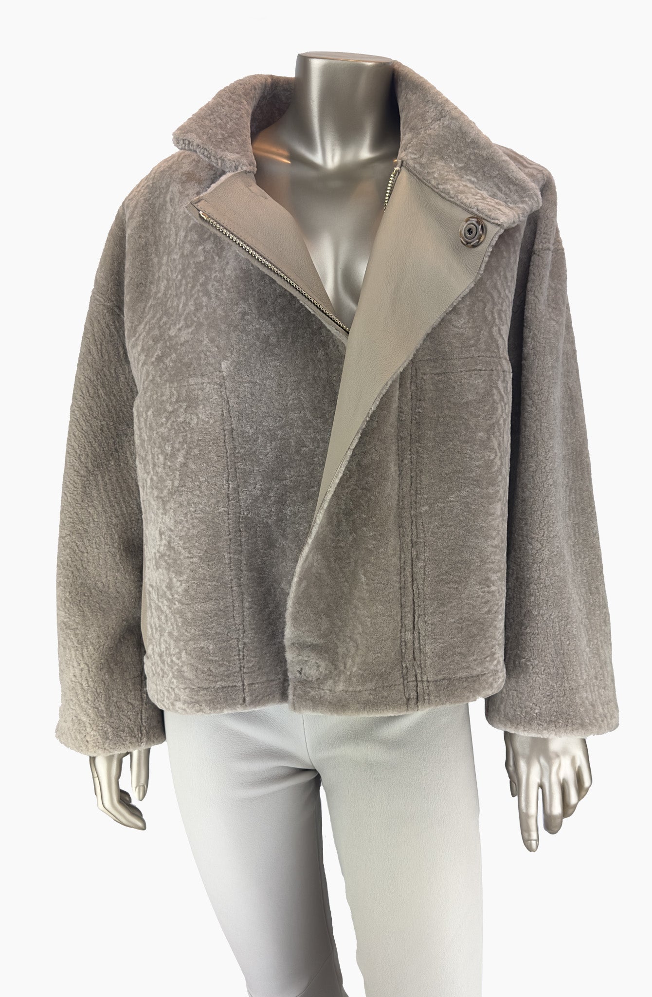 Outlet: Loose Cut Shearling Biker Jacket Size:10
