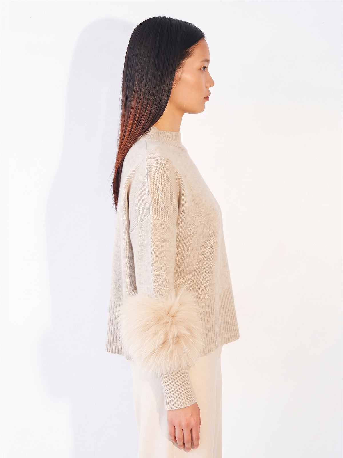 Knitted fur Trim Jumper Oyster