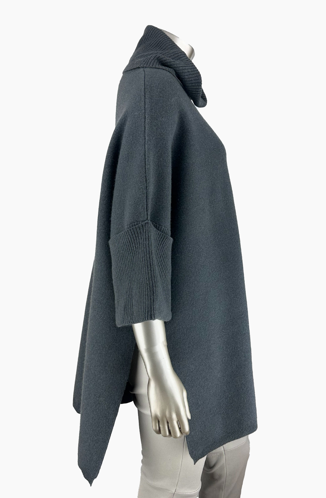 Outlet: Tunic size: 10