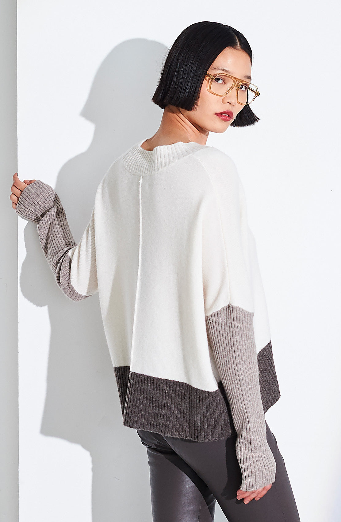 Col Block V Neck Sweater