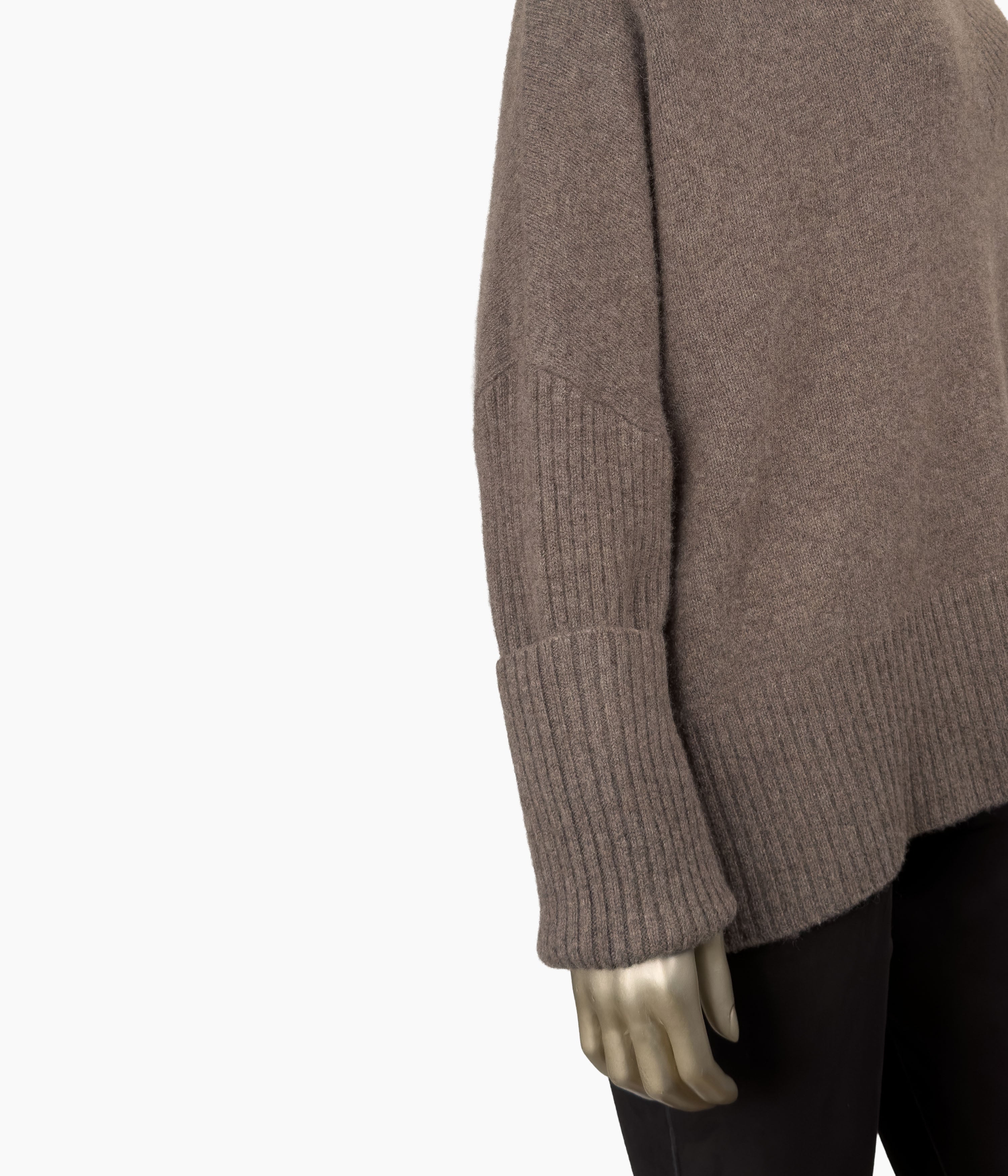 Outlet: V Neck Jumper: Size 10