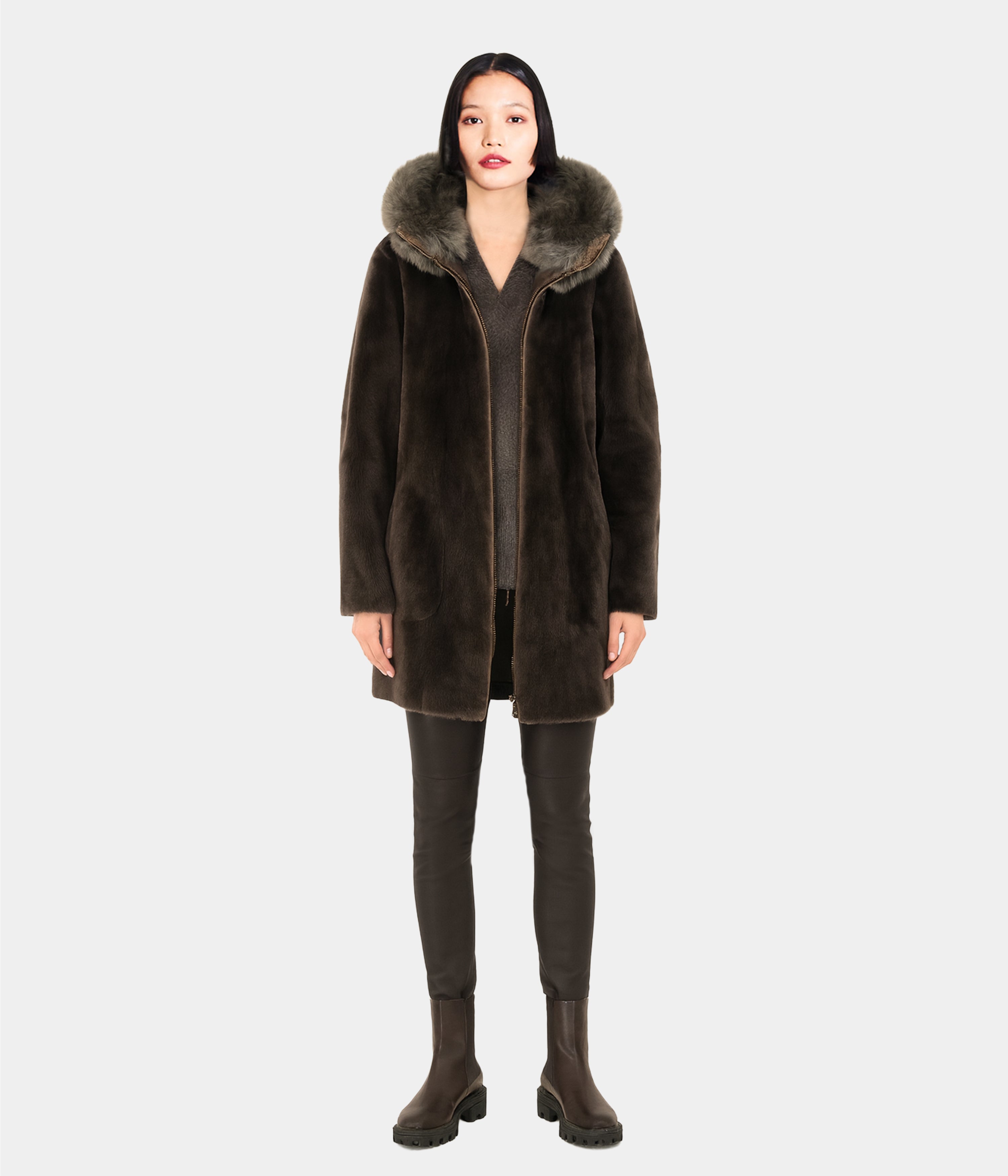 Rev Hooded Shirt Tail Parka