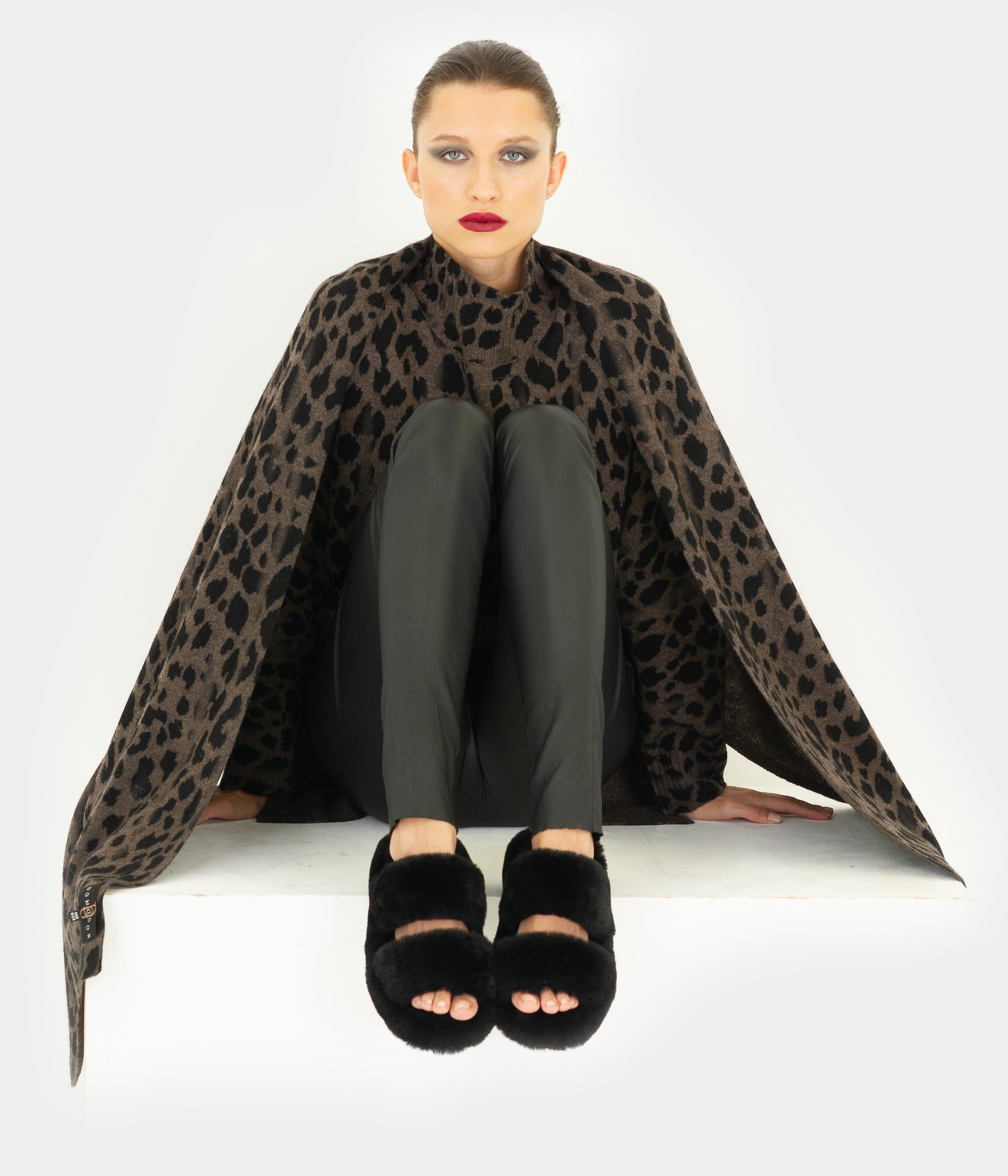 Sheepskin Slider Black