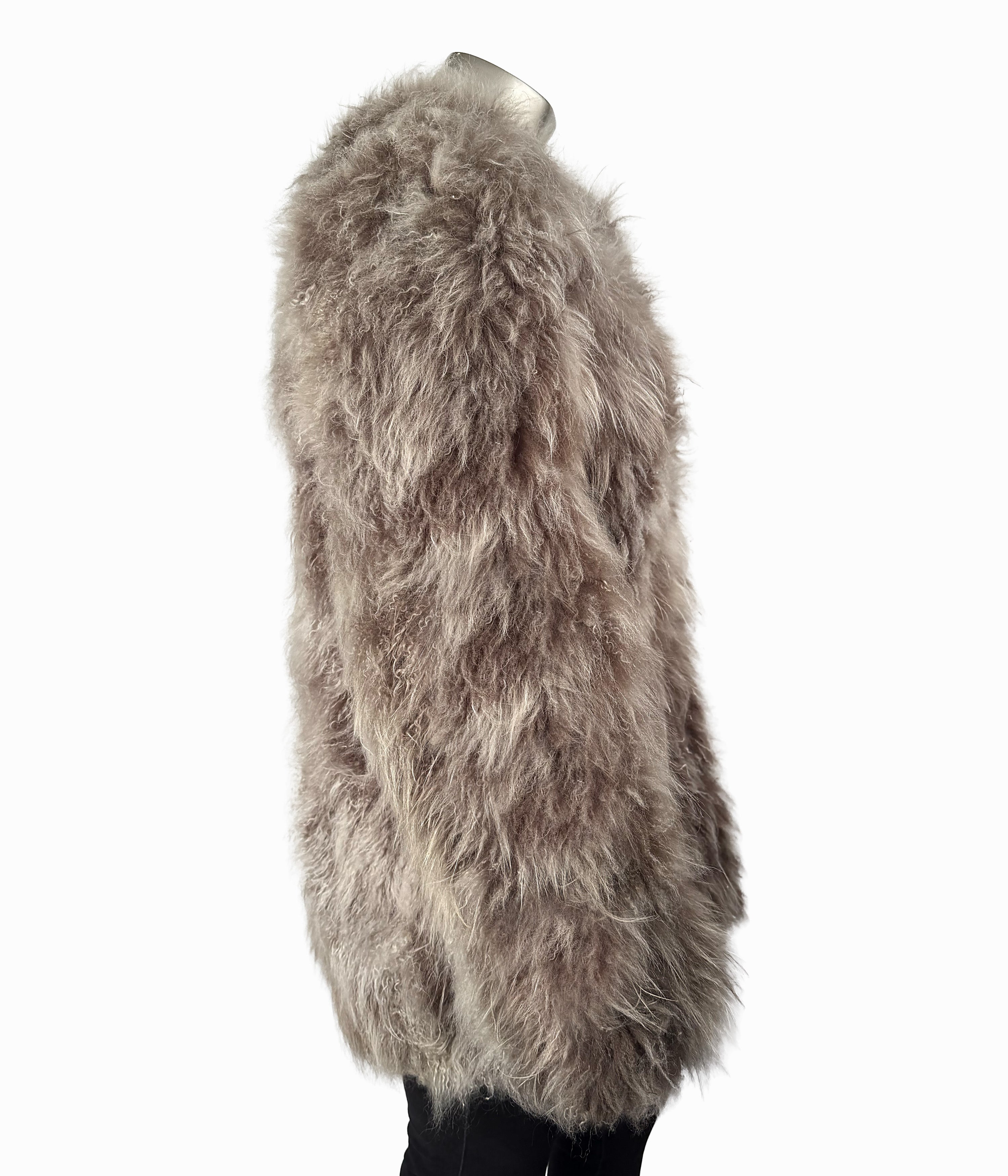 Outlet: Cashmere Shearling Fur Coat: Size 10