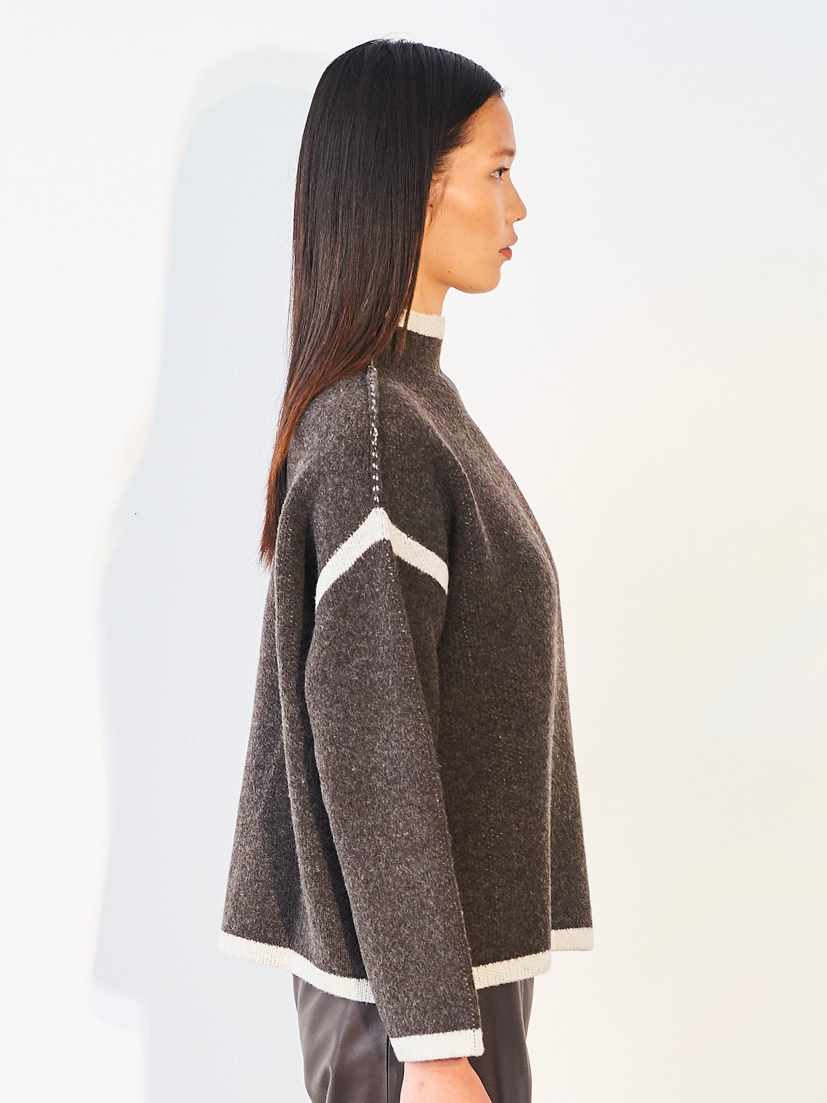 Contrast Stripe Jumper Coffee