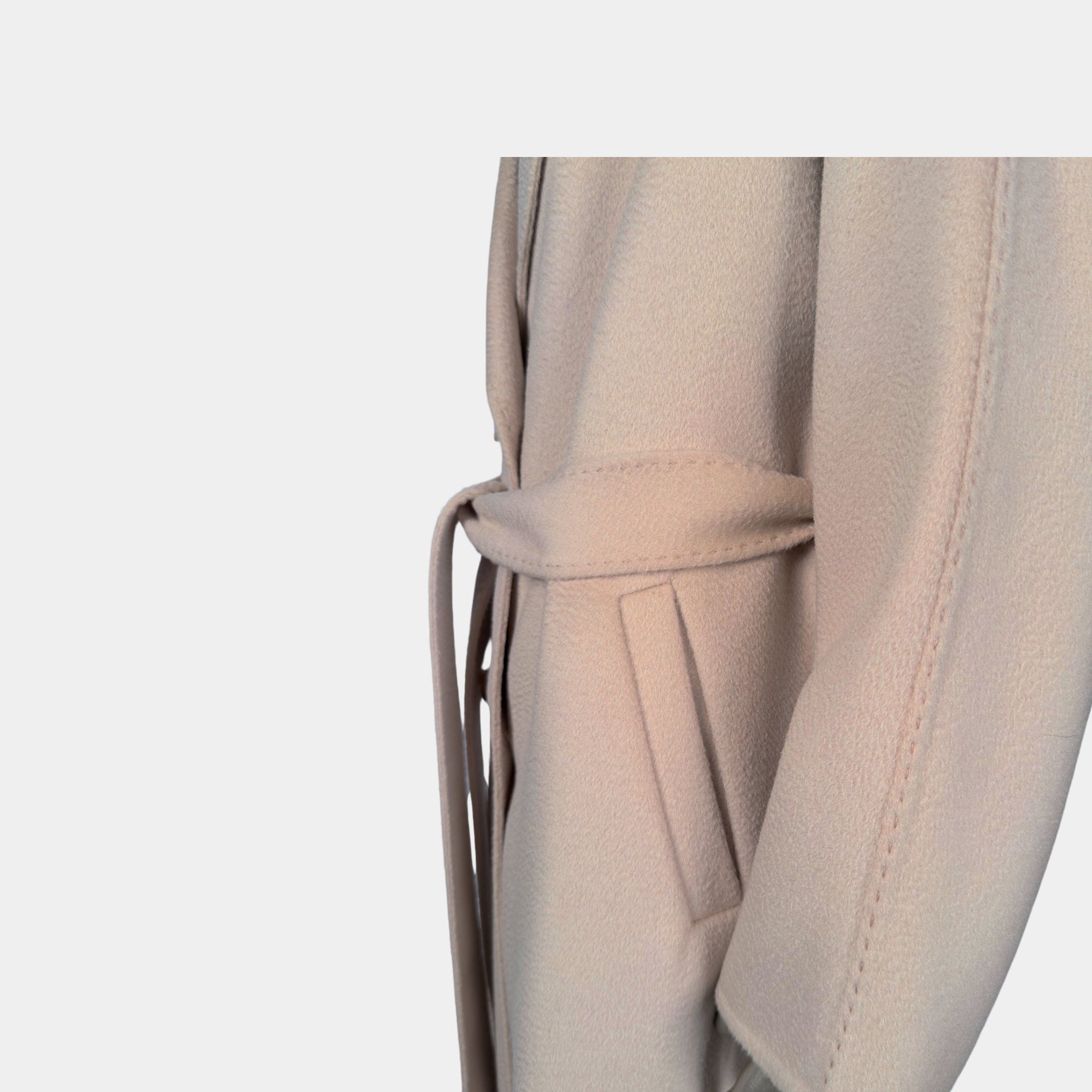 Outlet: Tie Belt Trench Coat Cream: Size 10